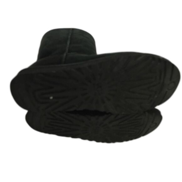 UGG Women's Black Fleece Lined Boots - Picture 4 of 5